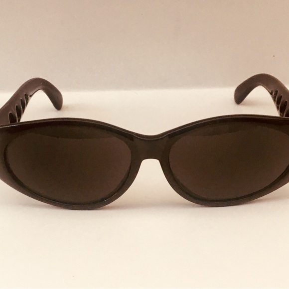 Vintage Sunglasses - Picture 2 of 6